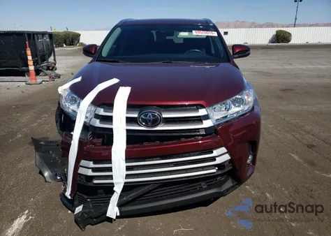 2018 Toyota Highlander Se из США, поврежденный, VIN 5TDKZRFH9JS242719